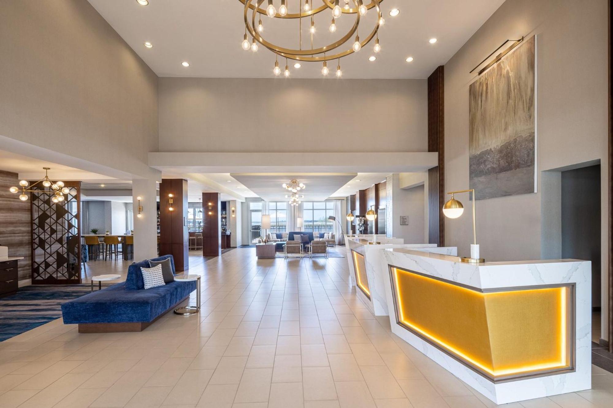 Hotel Crowne Plaza Ft Myers Gulf Coast By Ihg Fort Myers Exterior foto